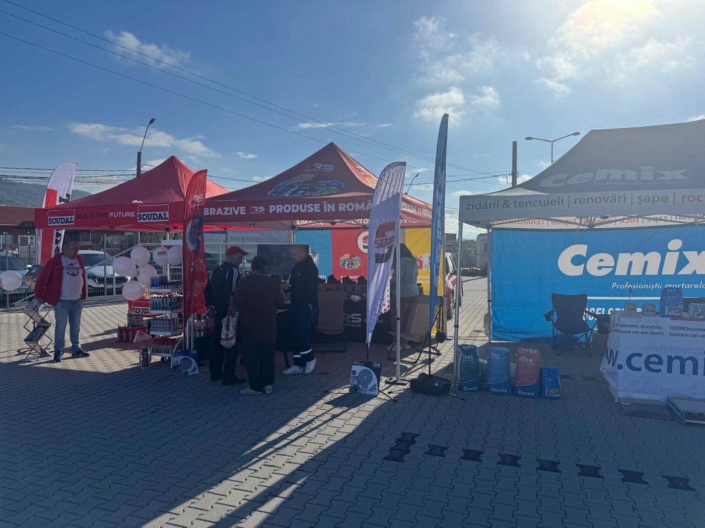 Standuri cu reprezentanți ai producătorilor, la ediția trecută