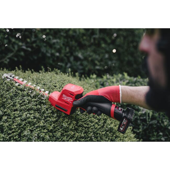 Trimmer pentru gard viu 20 cm M12 FUEL™ Milwaukee M12 FHT20-0, 4933479675