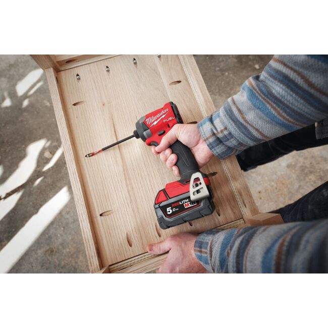 Mașină de înșurubat cu impact ¼″ Hex M18 FUEL™ Milwaukee M18 FID3-0X, 4933479864